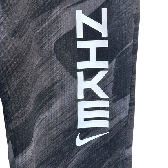 (Sold)Men’s Nike Dri-FIT Sport Clash Printed Training Pants Men’s Small - Picture 4 of 11